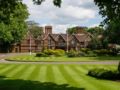 Macdonald Alveston Manor Hotel ホテルの詳細