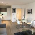 New One Bedroom Stunning Apartment, West London ホテルの詳細