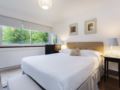 Veeve 2 Bed 2 Bath Flat On Willesden Lane Queens Park ホテルの詳細