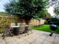 Veeve 4 Bedroom Edwardian Home On Airedale Avenue Chiswick ホテルの詳細