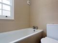 Veeve Immaculate 3 Bedroom House Tavistock Terrace Islington ホテルの詳細