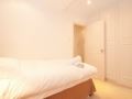 Veeve Queensdale Pl 3 Bed 3 Bath Mews House Parking ホテルの詳細