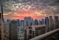 30th Fl. Dubai Marina Apt, w/ Stunning Views ホテルの詳細