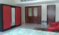 An Elegant Red Motif Shared Apartment ホテルの詳細