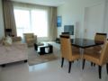 Business Bay Stylish One Bedroom in Canal Views ホテルの詳細