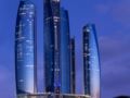 Jumeirah at Etihad Towers Hotel ホテルの詳細