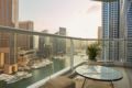 Spacious two bedroom breathtaking Marina views ホテルの詳細