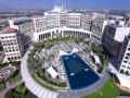 The Ritz-Carlton Abu Dhabi - Grand Canal ホテルの詳細