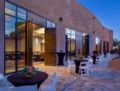 Boulders Resort & Spa, Curio Collection by Hilton ホテルの詳細