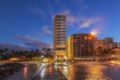 Castle Waikiki Shore Resort ホテルの詳細