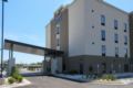 Comfort Inn & Suites Tulsa Catoosa ホテルの詳細