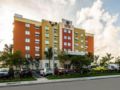 Comfort Suites Fort Lauderdale Airport South & Cruise Port ホテルの詳細