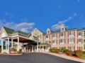 Country Inn & Suites by Radisson, Lake George (Queensbury), NY ホテルの詳細