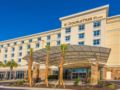 DoubleTree by Hilton Charleston North Convention Center ホテルの詳細