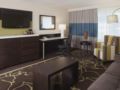 DoubleTree by Hilton Charlotte Gateway Village ホテルの詳細