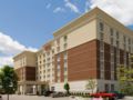 Drury Inn & Suites Columbus Grove City ホテルの詳細