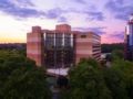 Embassy Suites by Hilton Atlanta-Perimeter Center ホテルの詳細