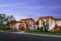 Embassy Suites by Hilton Scottsdale Resort ホテルの詳細