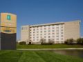 Embassy Suites Chicago Schaumburg Woodfield Hotel ホテルの詳細