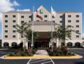 Embassy Suites Dulles Airport Hotel ホテルの詳細