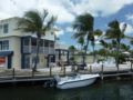 Fisher Inn Resort & Marina ホテルの詳細