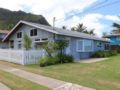 Gorgeous Beachfront north shore home ホテルの詳細