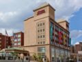 Hampton Inn & Suites Buffalo/Downtown ホテルの詳細