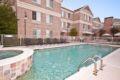 Hilton Garden Inn Addison ホテルの詳細