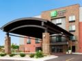Holiday Inn Express Hotel and Suites Fort Dodge ホテルの詳細
