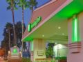 Holiday Inn Hotel & Suites Anaheim ホテルの詳細