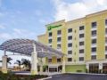 Holiday Inn - Sarasota Bradenton Airport ホテルの詳細