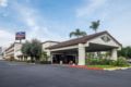 Howard Johnson Hotel&Conf Cntr by Wyndham Fullerton/Anaheim ホテルの詳細