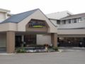 Radisson Hotel Detroit-Farmington Hills ホテルの詳細