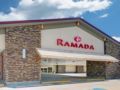Ramada Hotel & Conference Center by Wyndham Columbus ホテルの詳細