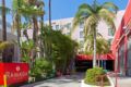Ramada Plaza by Wyndham West Hollywood Hotel & Suites ホテルの詳細