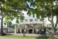 Riverside Hotel ホテルの詳細