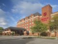 Sheraton Suites Akron Cuyahoga Falls ホテルの詳細