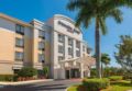 SpringHill Suites Fort Myers Airport ホテルの詳細