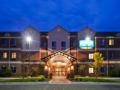 Staybridge Suites Lansing-Okemos ホテルの詳細