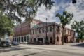 Staybridge Suites Savannah Historic District ホテルの詳細