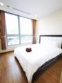 3BR LUXURIOUS VINHOMES APARTMENT SERVICED ホテルの詳細