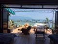 Front beach villa in a typical Vietnamese harbor ホテルの詳細
