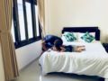 Room 1 · Cozy room by Tan Thanh beach ホテルの詳細