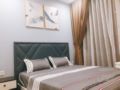 ROSY HOME 2BR - VINHOMES SKYLAKE MODERN & LUXURY ホテルの詳細