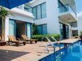 VILLA RUBY 2 3BR 4BATH - BEACH FRONT, POOL, BBQ ホテルの詳細