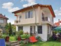 Four-Bedroom Holiday Home in Village Velika ホテルの詳細