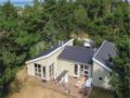 Four-Bedroom Holiday Home in Hirtshals ホテルの詳細