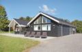 Seven-Bedroom Holiday home Tranekær with a room Hot Tub 03 ホテルの詳細