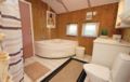 Three-Bedroom Holiday home Hejls with a room Hot Tub 04 ホテルの詳細