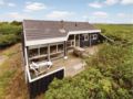 Three-Bedroom Holiday Home in Harboore ホテルの詳細